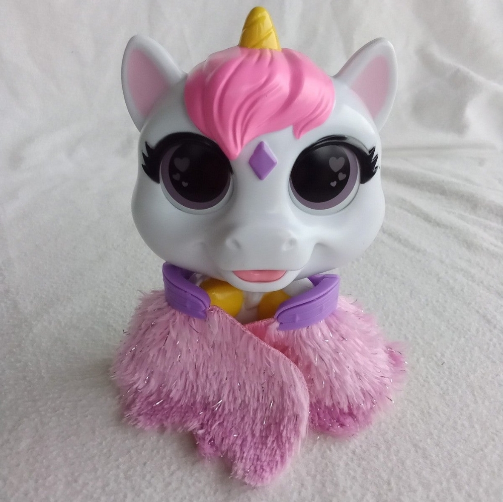 FurReal Friends Ariana The Unicorn